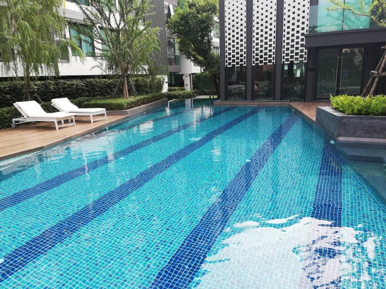 Отель Niche Mono Sukhumvit 50 By Ariva Бангкок Экстерьер фото