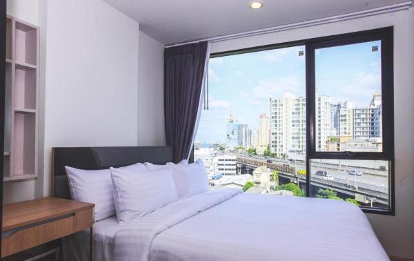 Отель Niche Mono Sukhumvit 50 By Ariva Бангкок Экстерьер фото